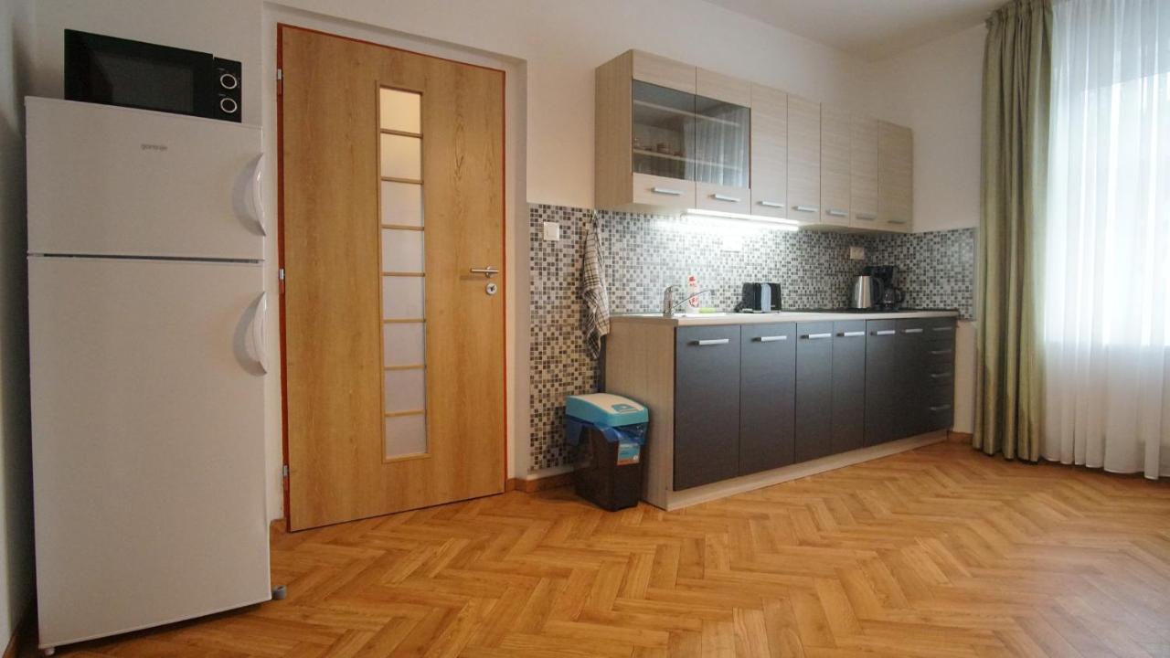 Vila Nejdek - Erzgebirge Aparthotel Bagian luar foto